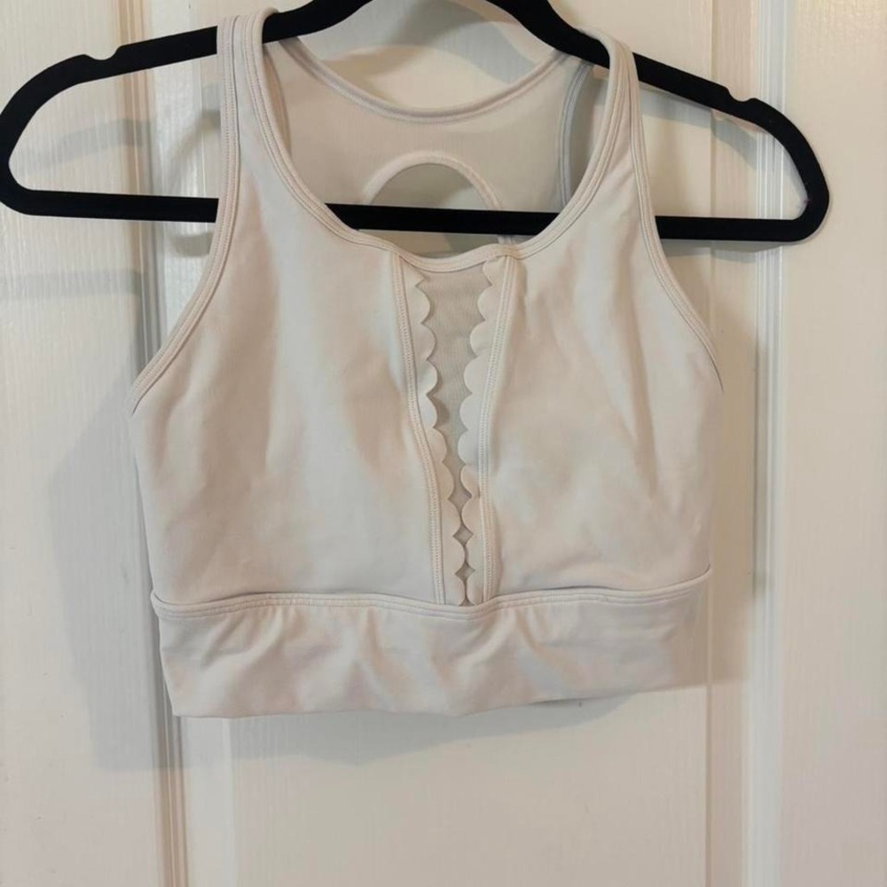 Sports Bra Calia Carrie Underwood White size M Lace Cutout Boho Activewear